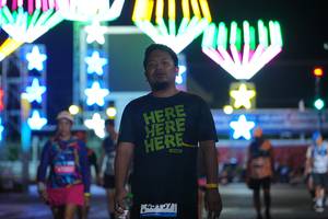 BIB: 
                            <button type="button" onclick="openModal(24417408)" class="btn btn-primary btn-sm float-right btn-popup" data-toggle="modal" data-target=".modal-high-quality">
                        <i class="fas fa-shopping-cart"></i> Add to Cart
                    </button>
                                            <button type="button" onclick="isThisMe(24417408, true)" class="btn btn-success btn-sm float-right btn-popup btn-isme hidden" data-toggle="tooltip" data-placement="bottom" title="นี่คือรูปของคุณใช่ไหม คลิกที่นี่เพื่อเอาเข้าอัลบั้ม">
                        <i class="fas fa-plus"></i> Add to album
                    </button>
                    <button type="button" onclick="isThisMe(24417408, false)" class="btn btn-warning btn-sm float-right btn-popup btn-isnotme hidden">
                        <i class="fas fa-ban"></i> Remove from album
                    </button>